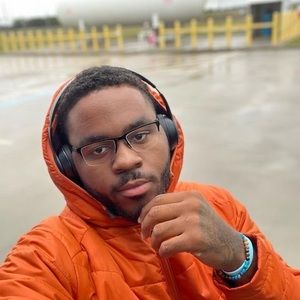 Meet your Posher, Leonta